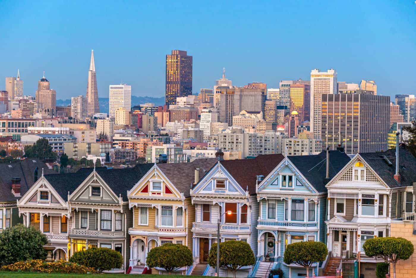 painted ladies victorian architecture in San Francisco