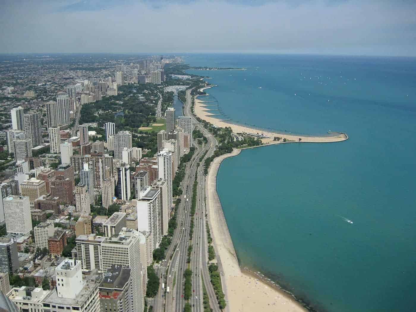 Lake Michigan shoreline in chicago