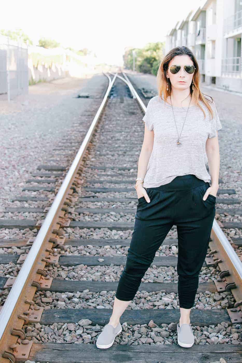 dressy sweatpants travel outfit-6