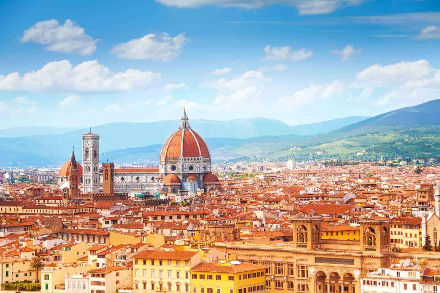 10 Essential Travel Tips for Visiting Italy For the First Time