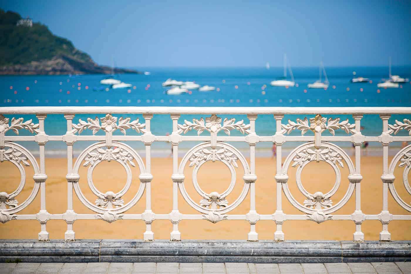 san sebastian la concha beach promenade