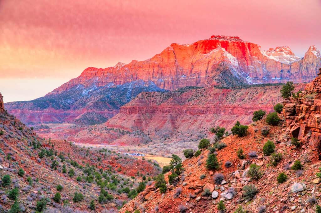 easy trail Zion national park watchman hike