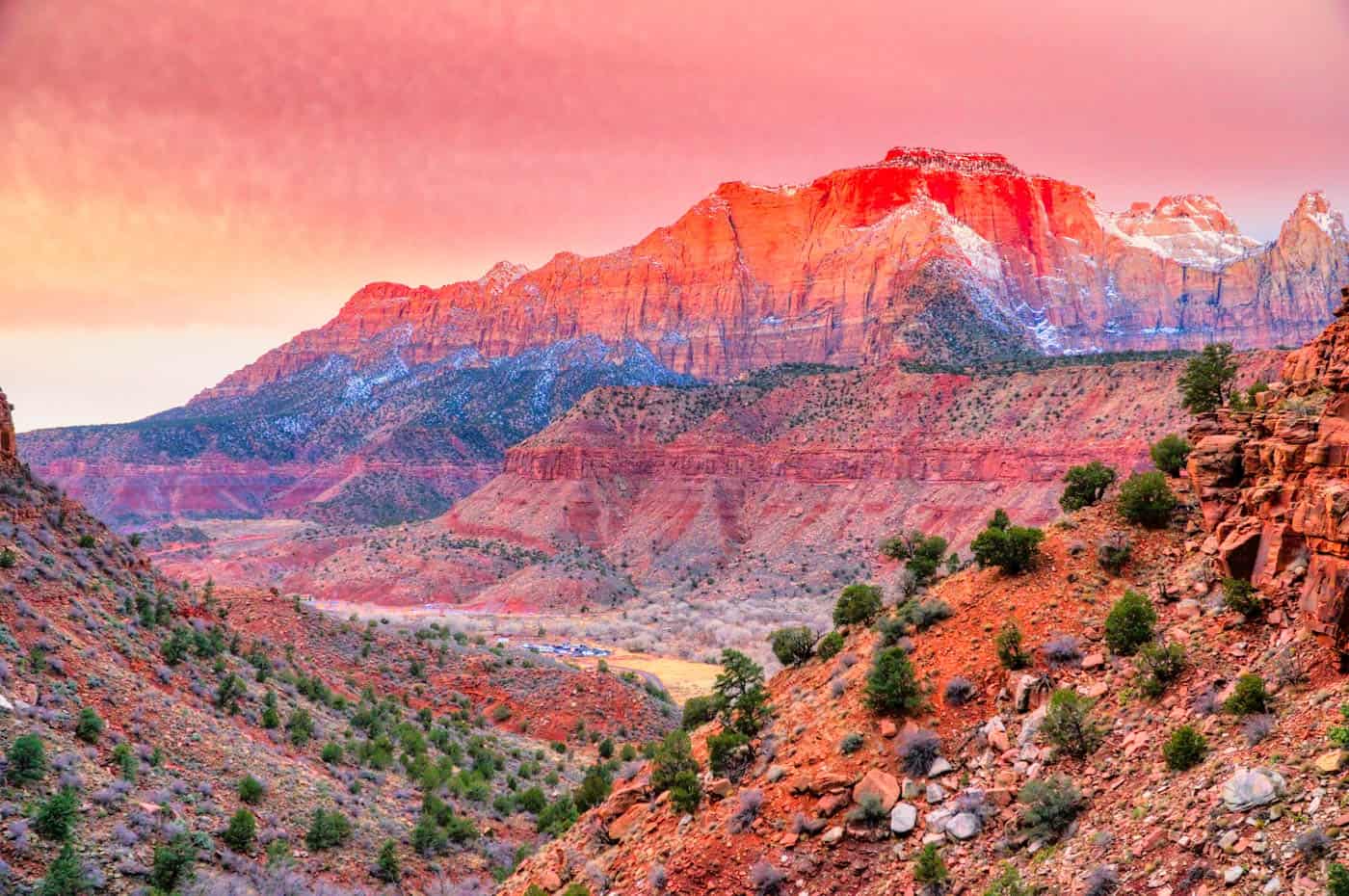 The Ultimate Zion Packing List: What to Pack for Zion National Park