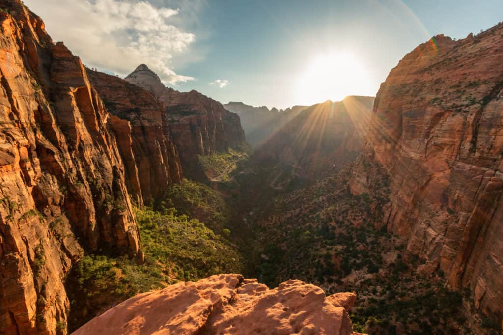 canyon overlook trail Zion national park