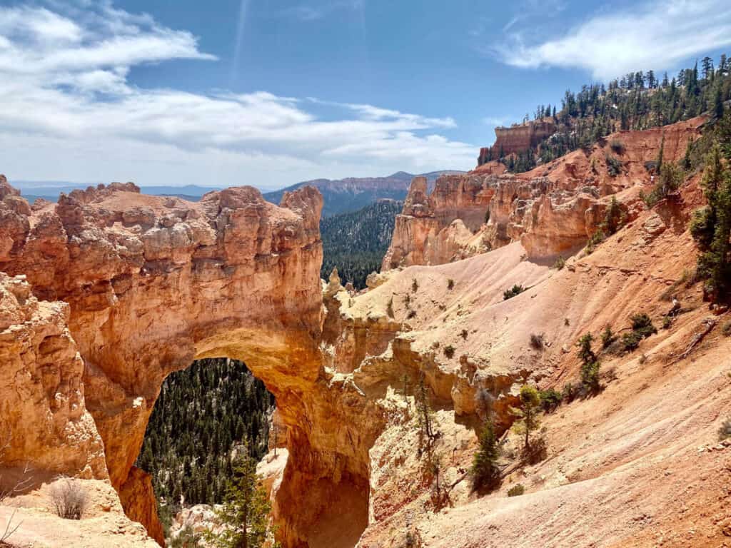 natural bridge viewpoint in Bryce canyon