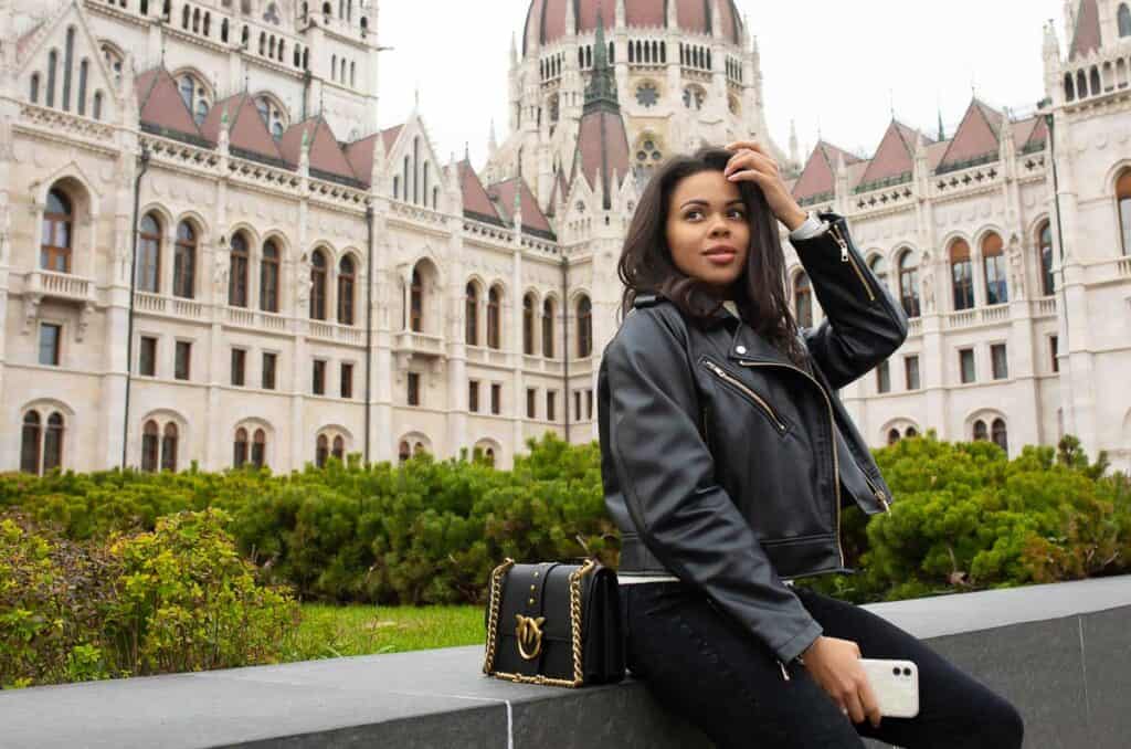 Ladies best sale travel outfit